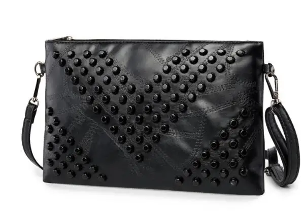 2020 New European and American Trend Handbag Personality V-shaped Studded Shoulder Messenger Bag Women | Багаж и сумки