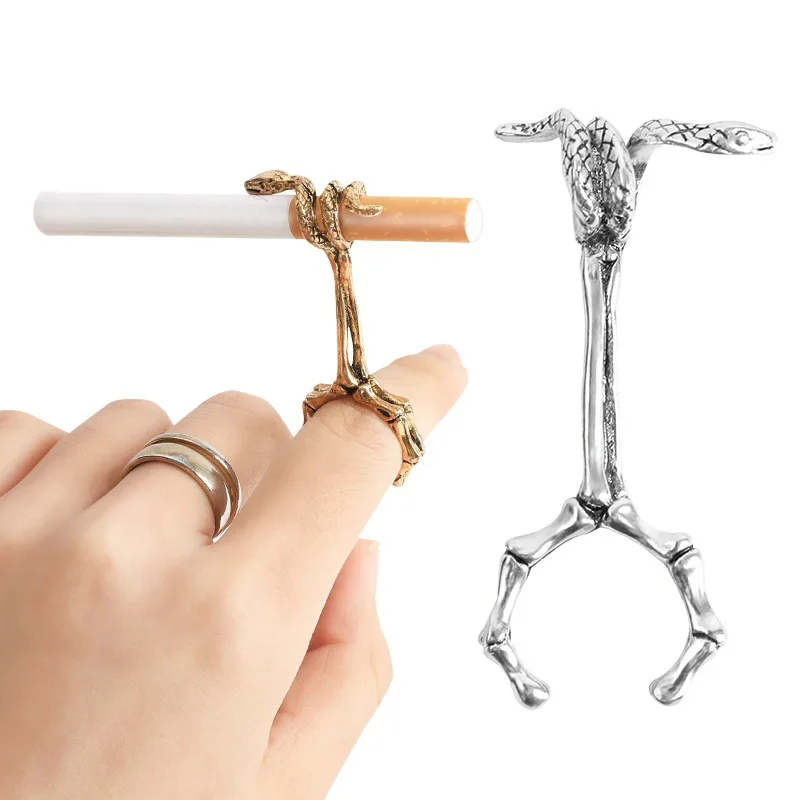 

Hand-held Cigarette Holder Ring Rack Metal Skeleton Finger Clip Smoke Carrier Holder Unisex Smoking Tools Cigarettes Accessories