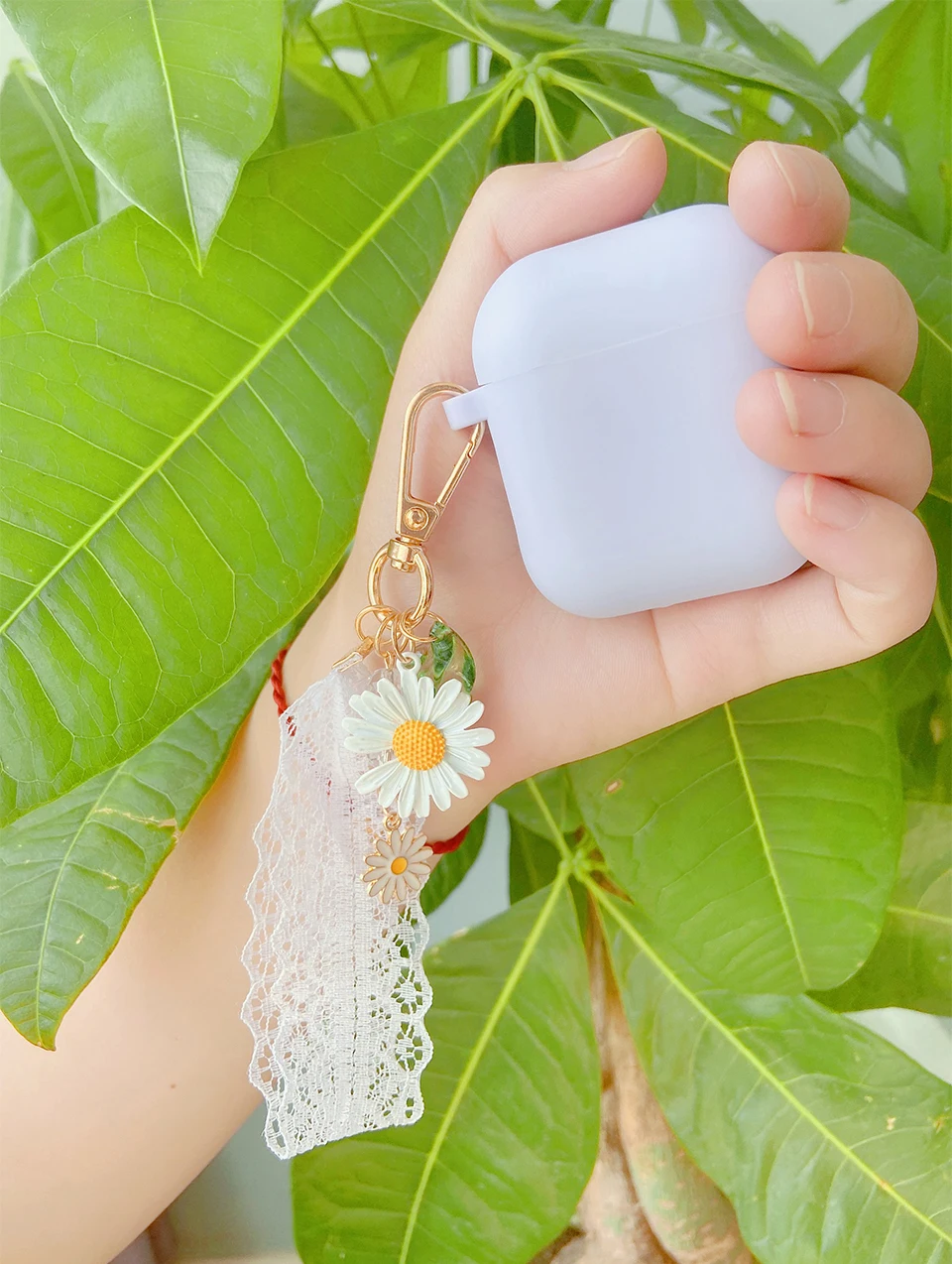 

Luxury Cute Korean Flower Case for Apple Airpods 1 2 Case Accessories Bluetooth Earphone Elegant ornament Silicone Cover Keyring