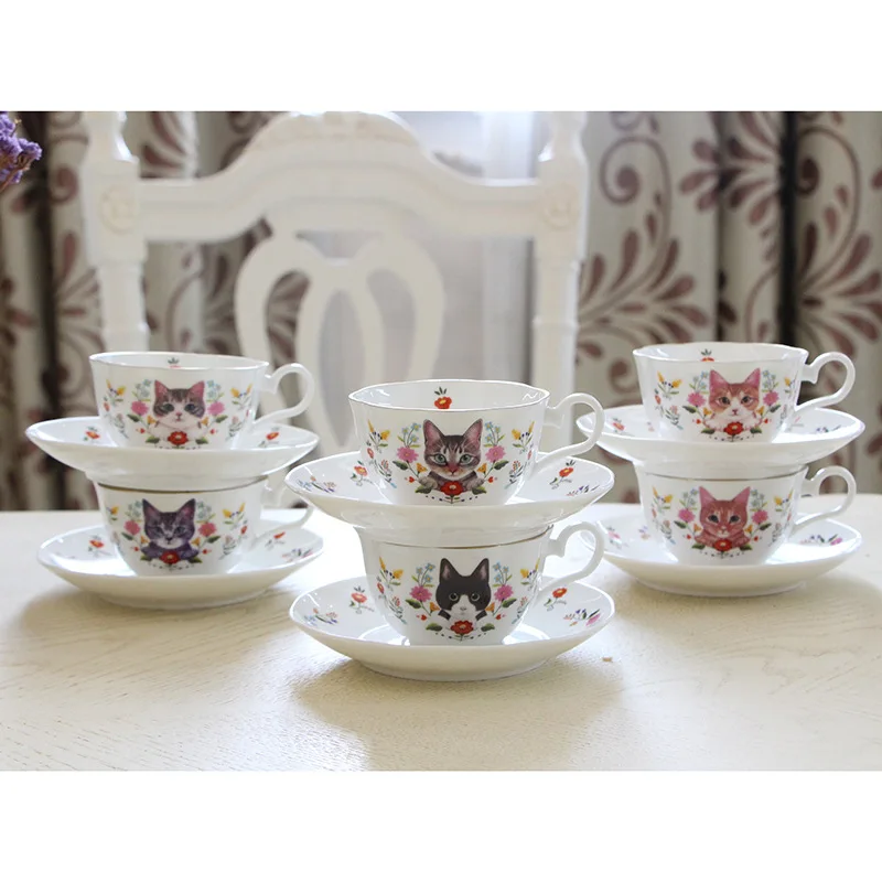 Керамическая кофейная чашка и блюдце в комплекте керамическая чайная милая