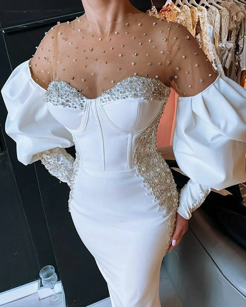 

Elegant White O-neck Evening Dresses Long Sleeves Pearls Beaded Arabic Formal Dresses 2021 Dubai Long Prom Party Gowns