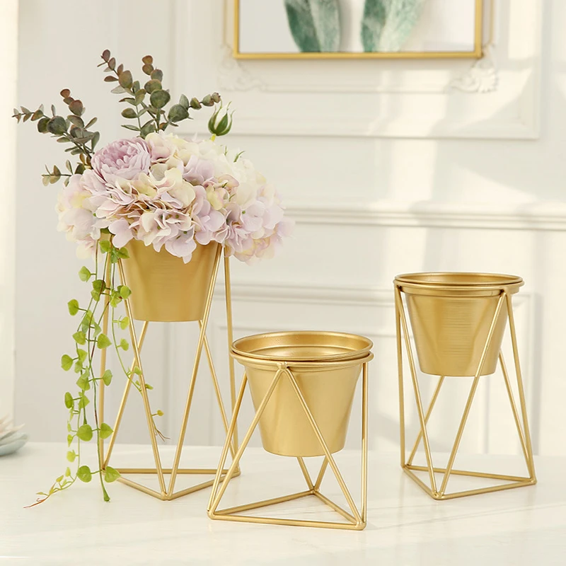 

Nordic Modern Creative Nordic Golden Wrought Iron Vase Storage Flowerpot Living Room Flower Arrangement Metal Crafts Ornaments