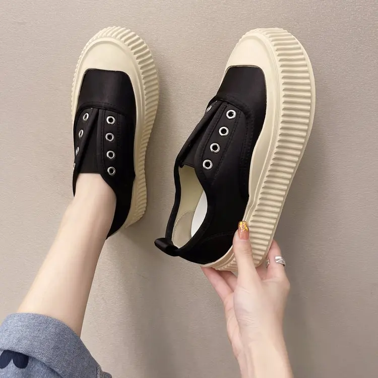 

2021 Platform Sneackers Women Summer Silkiness Shoes Women Sneackers Ladies Lace-Up Trainers Casual Women Flats Leisure Shoes