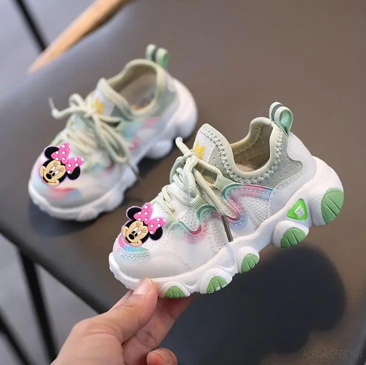 Кроссовки детские осенние белые сетчатые с Микки и Минни Маус | Детская одежда