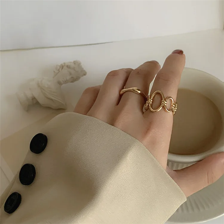

2 Pcs/lot Fashion Women Alloy Ring Set Geometric Hollow Out Plated Casual Party Cold Temperament Wild Ring Jewelry