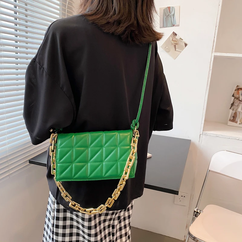 

Quilting PU Leather Crossbody Bag for Women 2021 Summer Travel Trends Baguette Shoulder Purses and Handbags Thick Chain Green