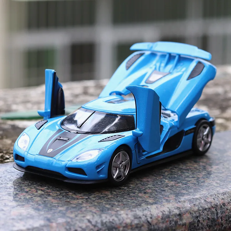 Модель автомобиля Koenigsegg в масштабе 1:32 металлическая модель миниатюра со звуком и