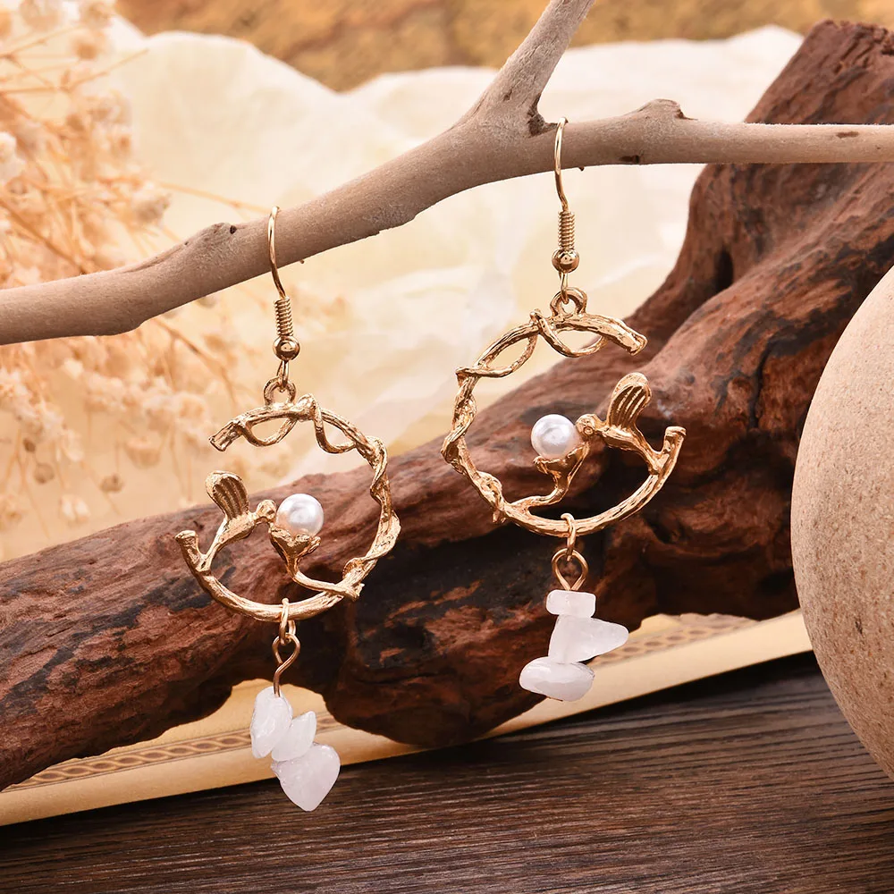 

Elegant Pearl Magpie Bird Earrings Branches Twine Women Lover's Gift Anniversary Fashion Jewelry for Women Drop Dangle Earrings