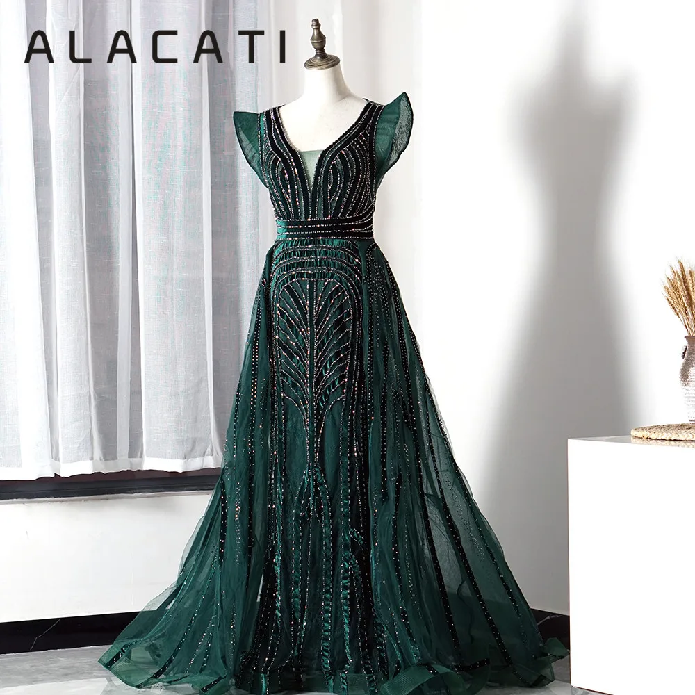 

2019 high-end luxury new evening dress female performance party wedding dress sexy V-neck export Dubai real photo