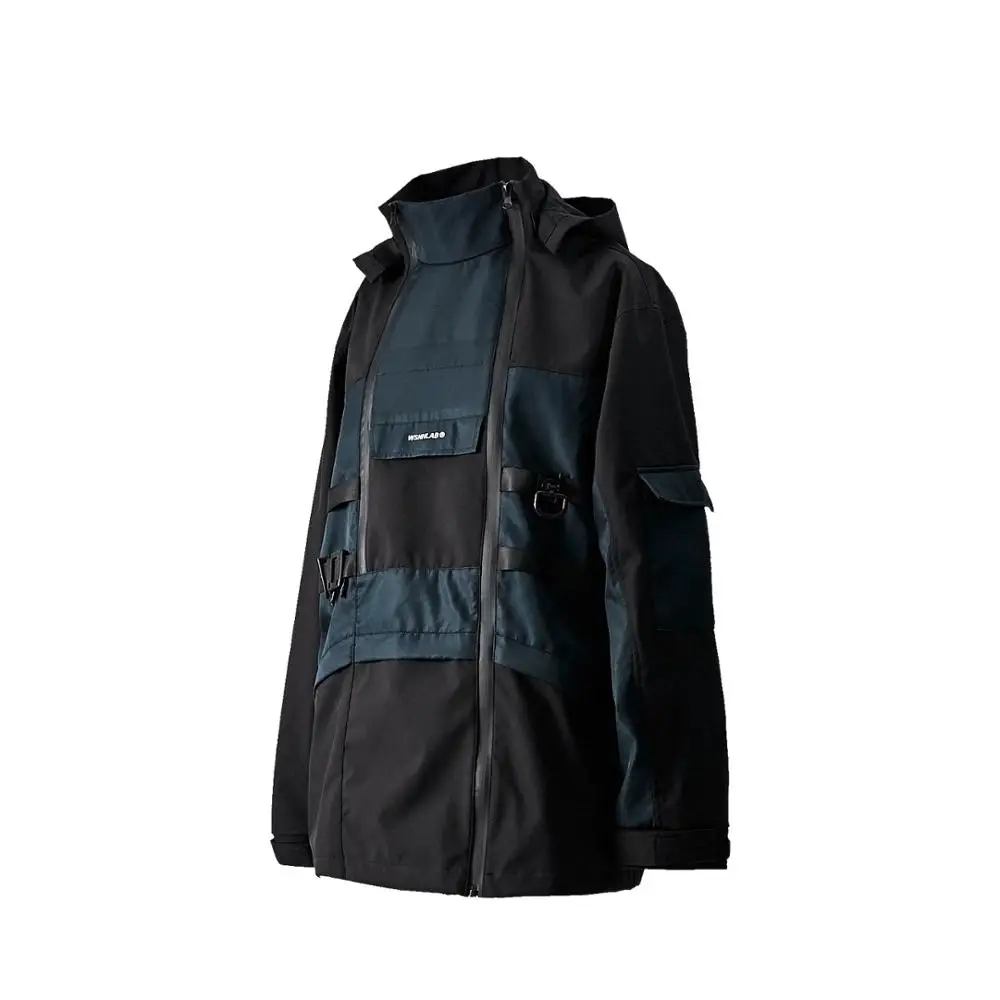 Функциональная куртка ветровка с карманами на рукавах и двойной молнией спереди