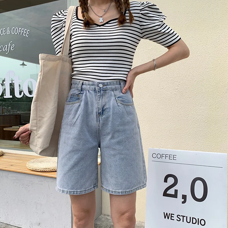 

New Spring Summer High Waist Retro Blue Denim Shorts Streetwear Female Wide Leg Loose Button Ladies Jeans Shorts