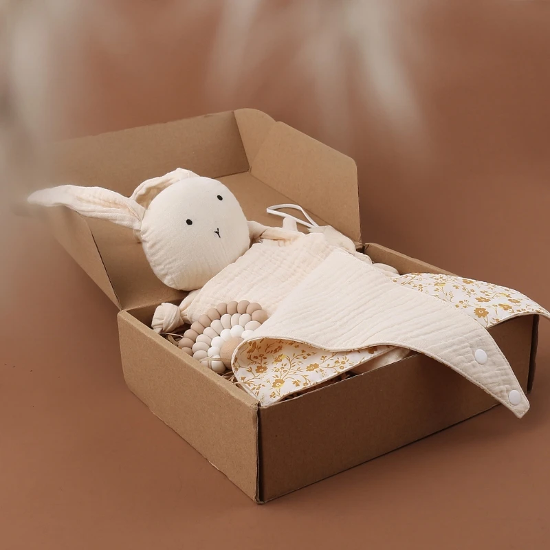 

4 Pcs/set Baby Appease Towel Set Cotton Bibs Wooden Teether Newborn Bath Gift A2UB