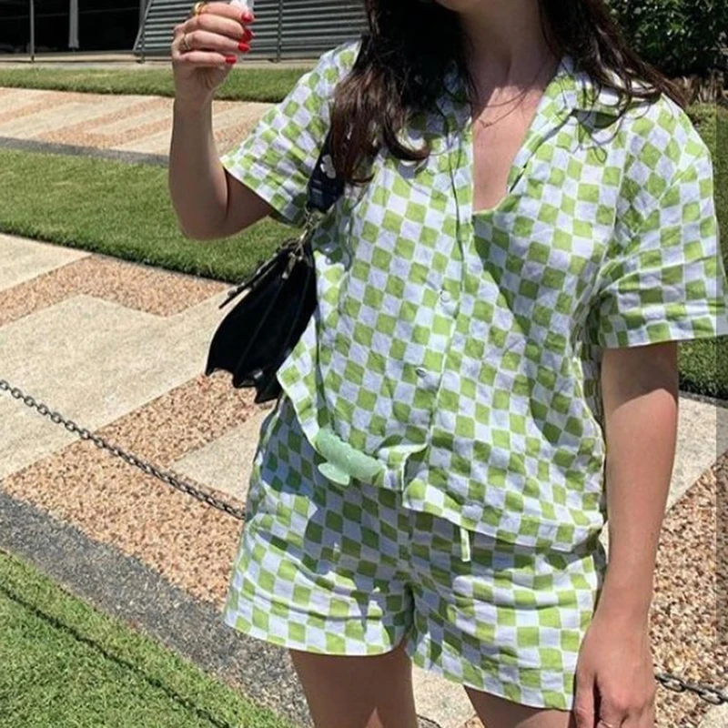 

Y2K Women Plaid Two Piece Set Homewear Women New Fashion Turn Down Collar Top and Shorts Suit Streetwear Set Female 2021 Summer
