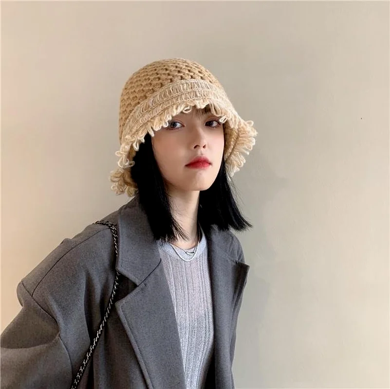 

2022 Winter Knitting Bucket Hat Women Japanese Handwork Thickened Warm Ear Protection Tassels Knitted Hat Girl Travel Basin Cap