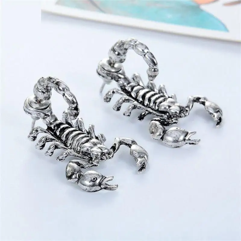 Серьги-гвоздики в виде скорпиона 3D 1 пара | Украшения и аксессуары