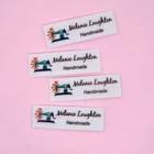 120 шт., металлические этикетки, логотип или текст на заказ, дизайн на заказ, наклейка с помощью утюга, этикетка с именем из органической хлопчатобумажной ткани, швейная машина (YT188)