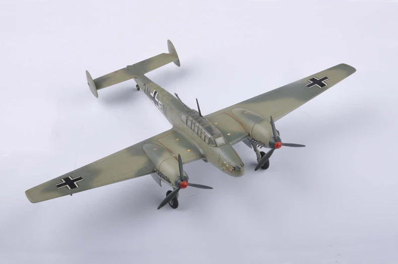 Hobbyboss 80292 масштаб 1:72 Messerschmitt Bf110 боевой самолет самолёт дисплей игрушка