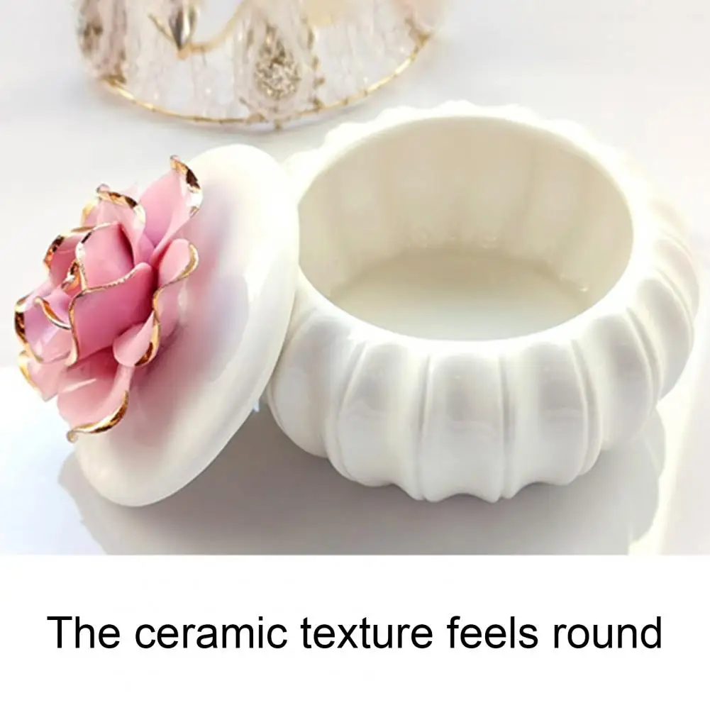 Скандинавский контур Розы пиона в золотых керамических цветах с крышкой