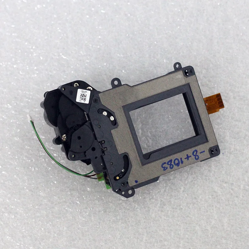 

Used Shutter plate assy With Blade repair parts For Nikon D7000 SLR (Work fine)