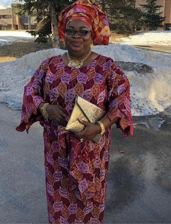 Высококачественное швейцарское кружевное платье ручной работы с бархатной