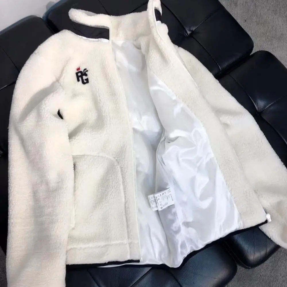 

Winter Women's Golf Coat Fashionable cashmere Warm Jacket