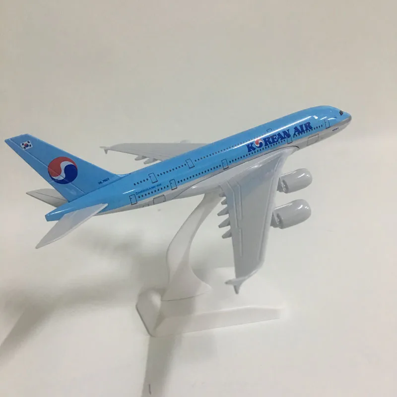 Модель самолета JASON TUTU 20 см Корейская модель модели Airbus A380 1:300 металлическая