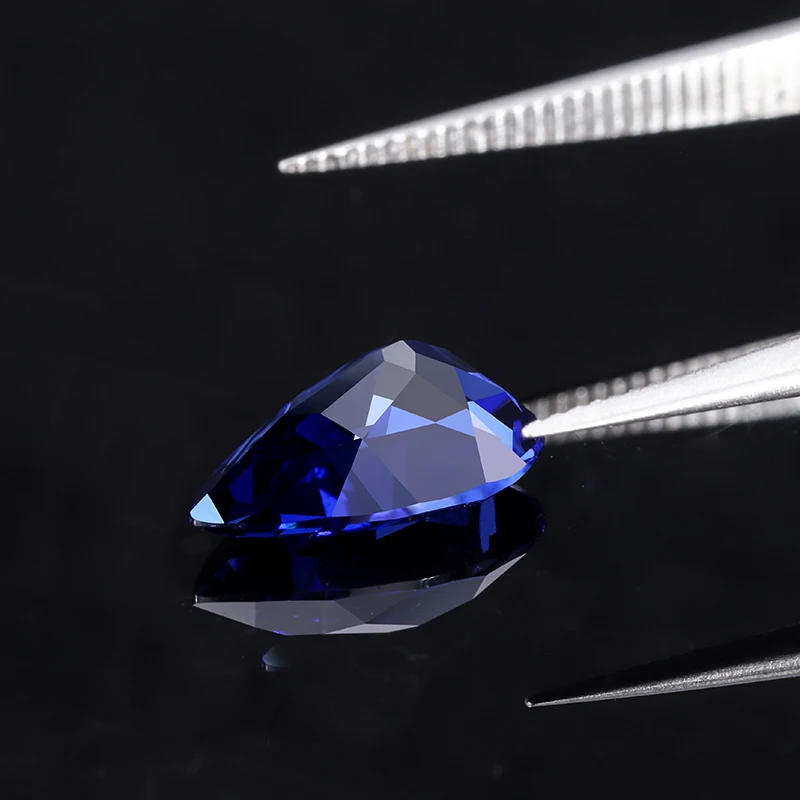 Грушевидная огранка выращенный в лаборатории королевский синий сапфир для