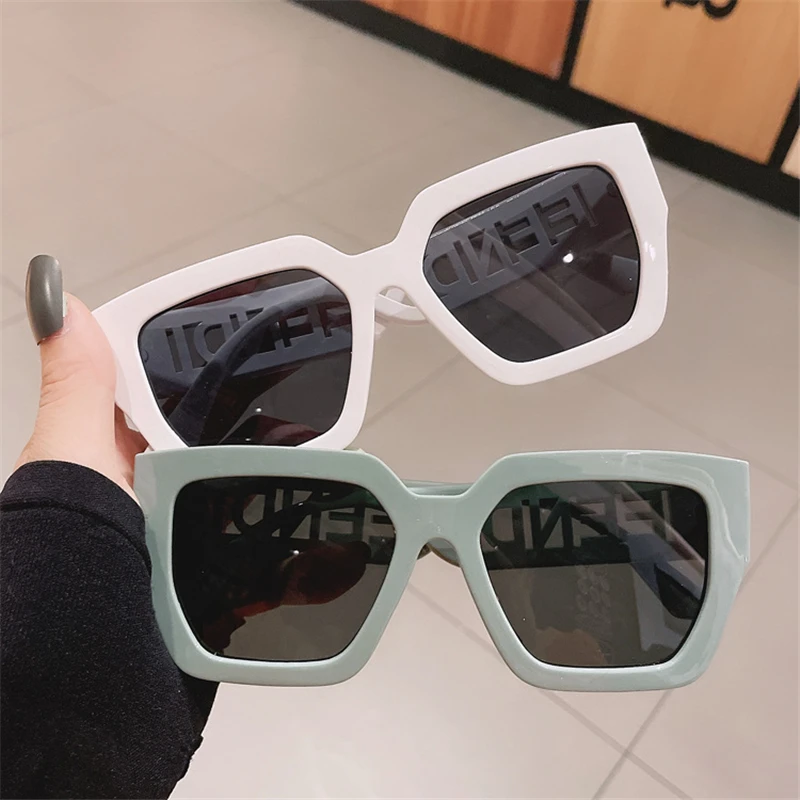 

2022 fashion large frame glasses trend Sunglasses Men travel Brand design Women Sunglasses UV protection