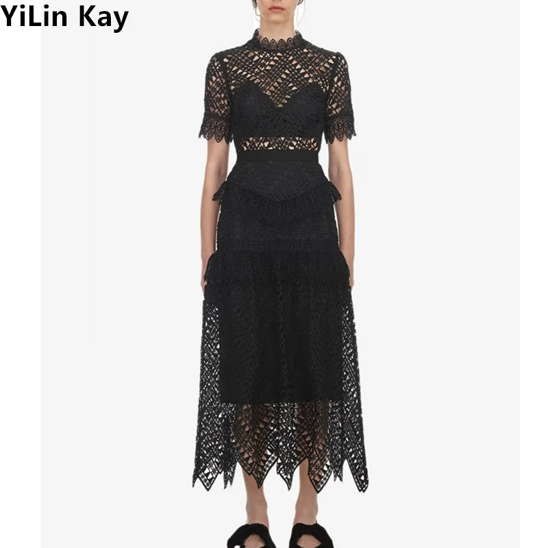 Женское кружевное платье Автопортрет длинное праздничное с короткими рукавами и