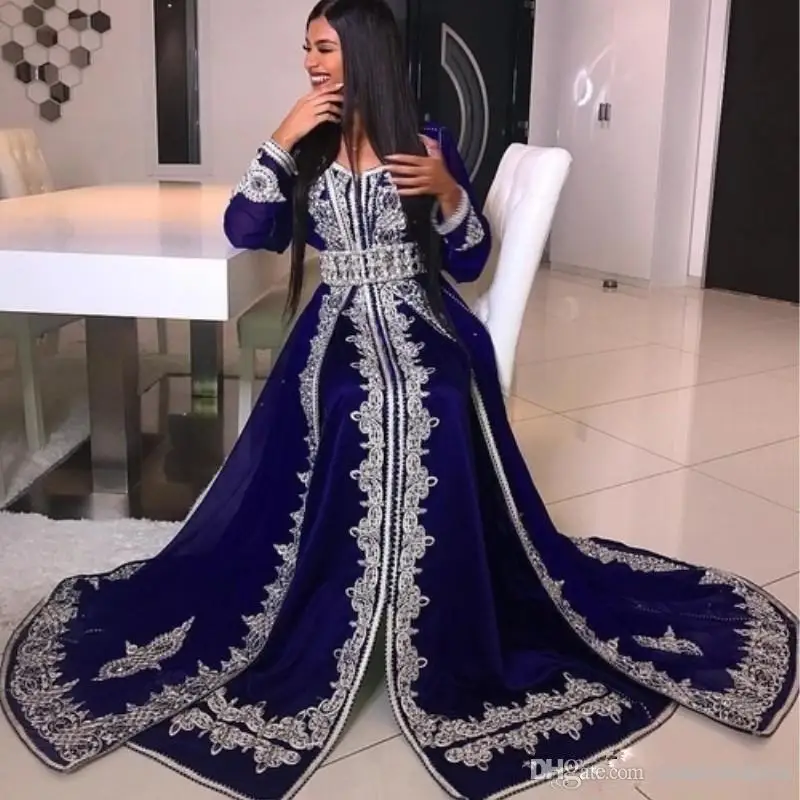 

Arabic Muslim Long Sleeve Evening Dresses V-Neck Crystal Beads Lace Applique Abaya Caftan Glamorous Dubai Satin Long Prom Dress