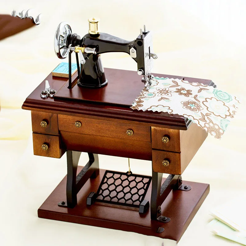 

Wooden crafts ornaments simulation sewing machine music box music box birthday gift furniture decoration ornaments