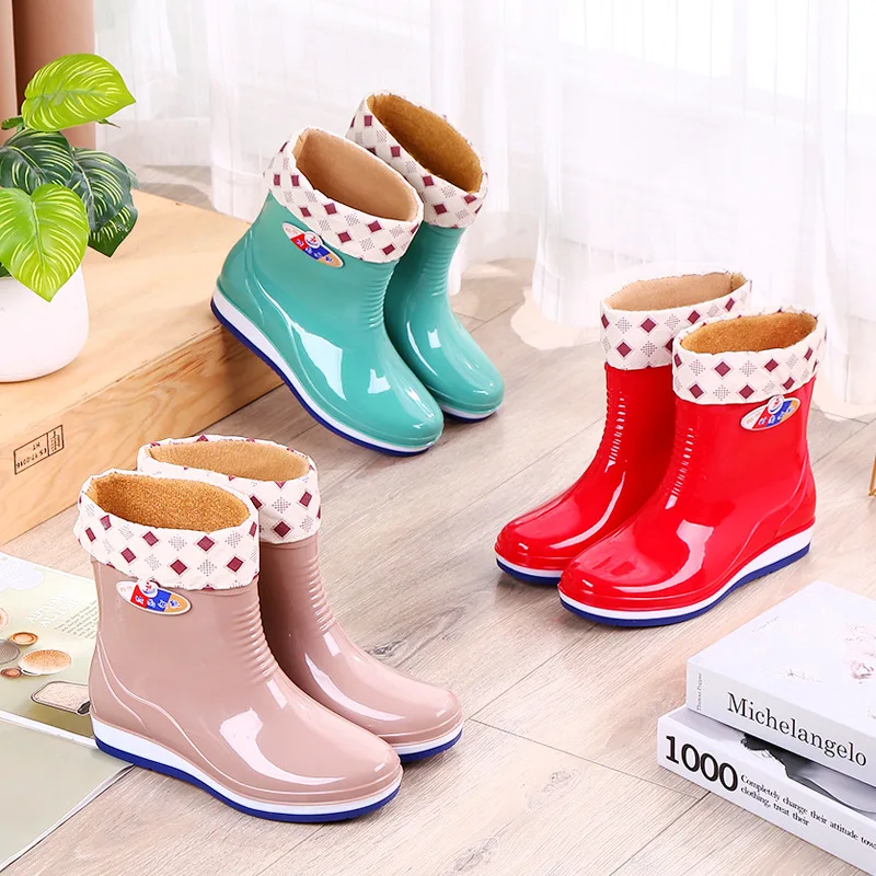 

Милые дождевые сапоги из ПВХ для девочек, женские высокие дождевые сапоги, плюшевые теплые хлопковые Зимние непромокаемые сапоги без засте...