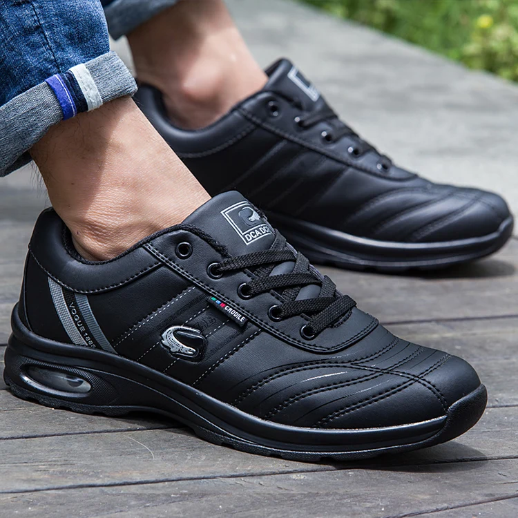 

New Men's Waterproof Golf Shoes White Black Comfortable Golf Shoes Brand Non-slip Outdoor Studless Men's Golf Shoes Size 39-46
