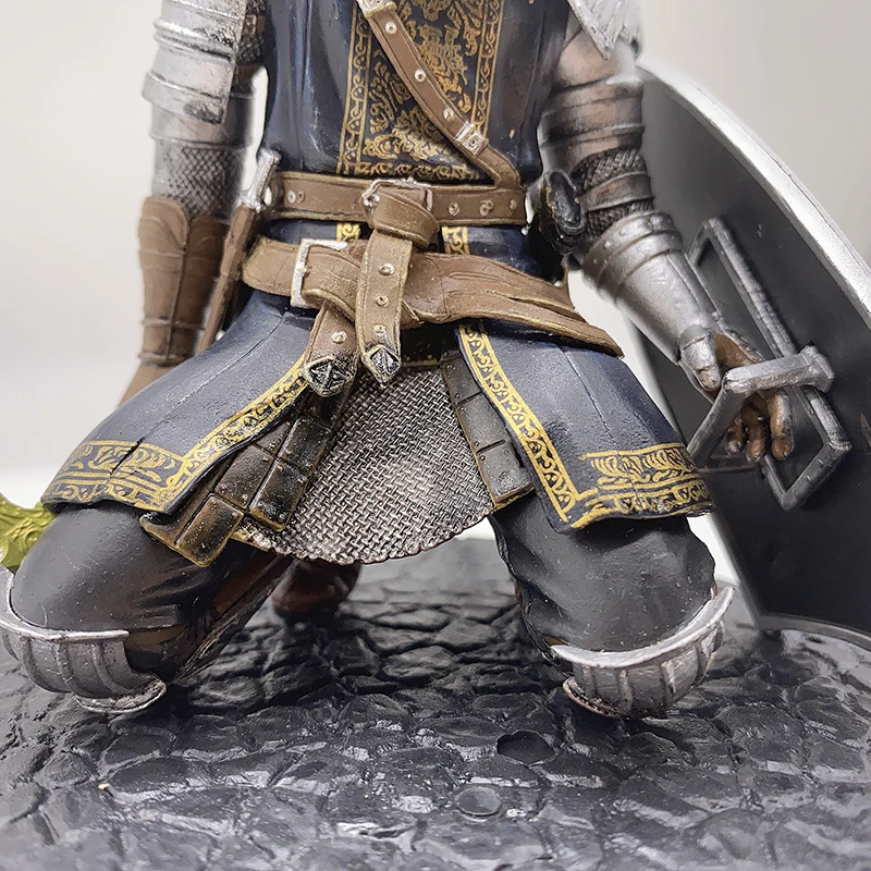 

Black Faraam Knight PVC Action Figure Dark Souls Collectible Model Toy Hot Game Doll Statues Gift