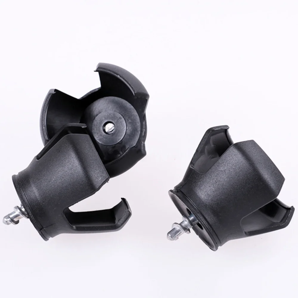 

2pcs 3 Prong Picker Practical Scooping Picking Tool Gripper Claw Sucker Tool Accessory (Black)