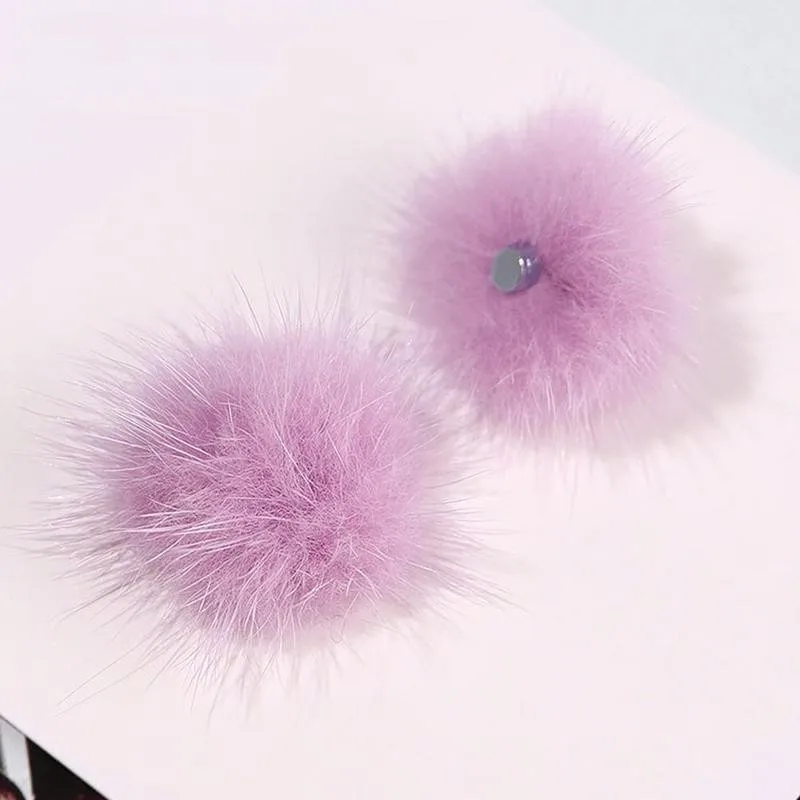 

1pcs Plush Ball 3D Nail Art Decorations Detachable Plush Manicure Soft Accessories Magnetic Fashion Plush Tools Fluffy Nail T6B8