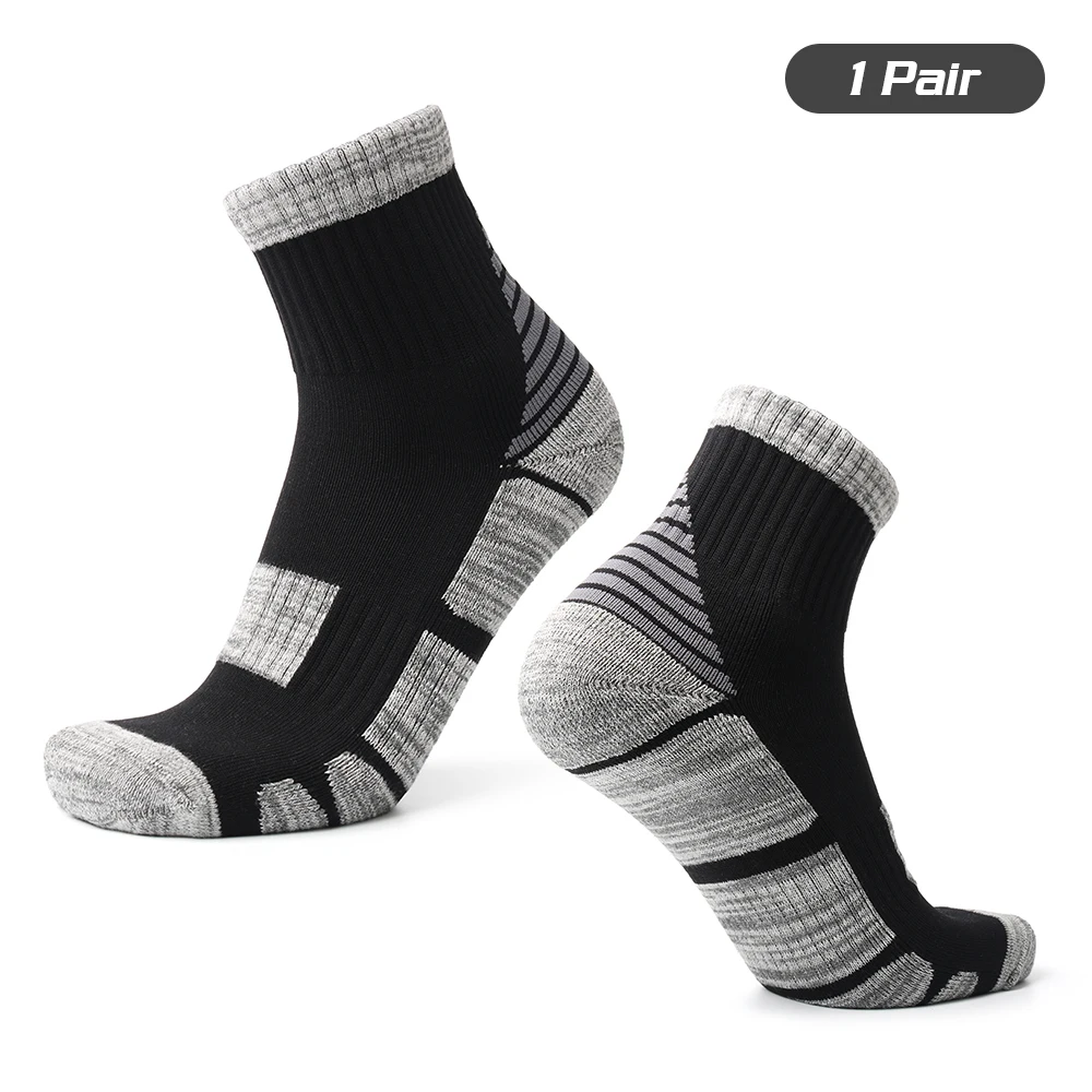 Black 1 pair Новинка, 1 пара Для мужчин Для женщин спортивные противоскользящие Производительность носки спортивные носки экипажа велосипедные носки Баскетбол Бег Футбол носки - Цвет: Black 1 pair
