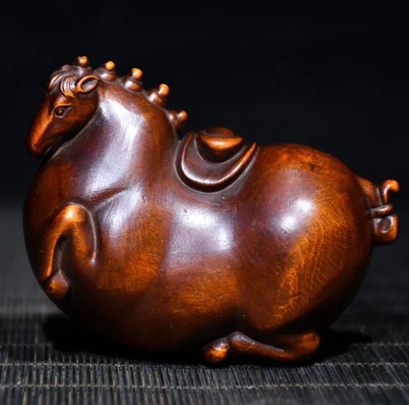 

Archaize seiko Hand-carved boxwood Tang Dynasty horse small crafts statue