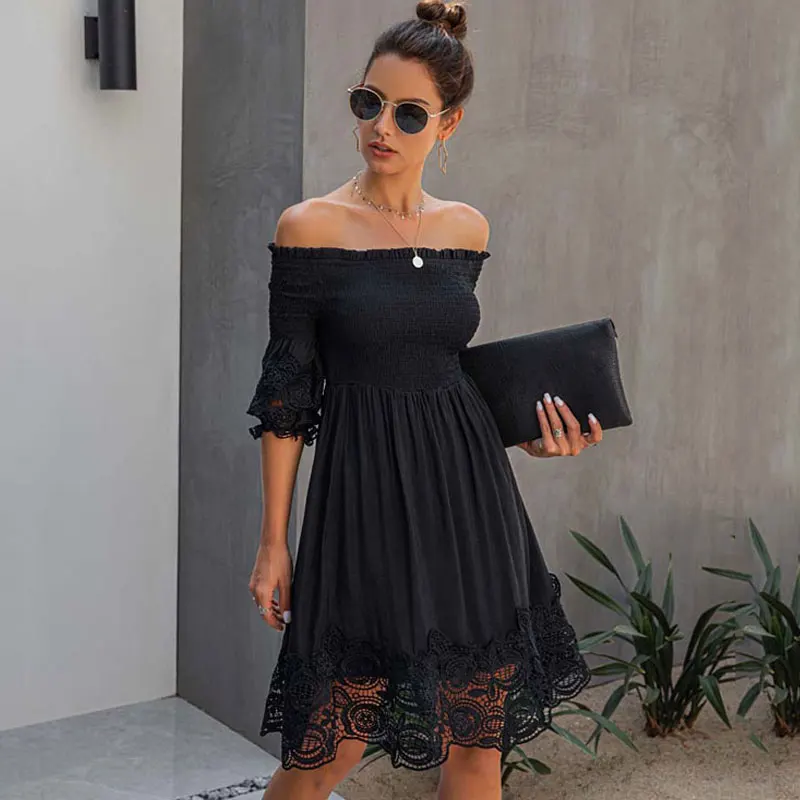 Женское кружевное платье средней длины черное или белое элегантное эластичное