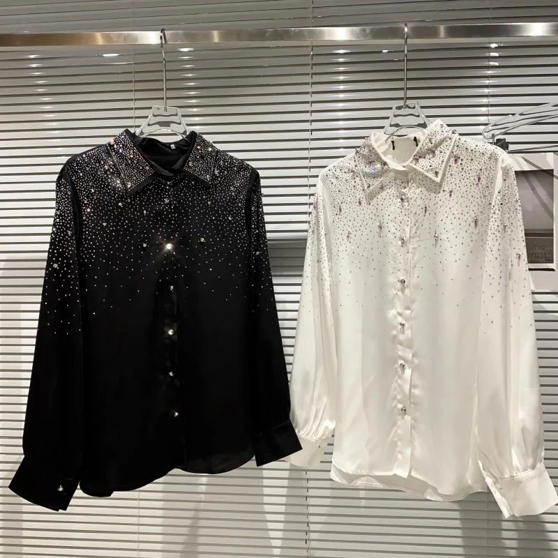 

Shirts & Blouses