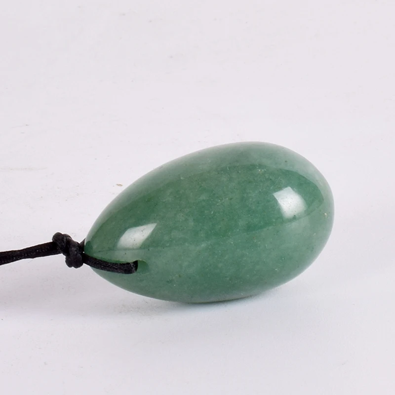 Яйцо Yoni из нефрита натуральный камень для массажа искусственный зеленый