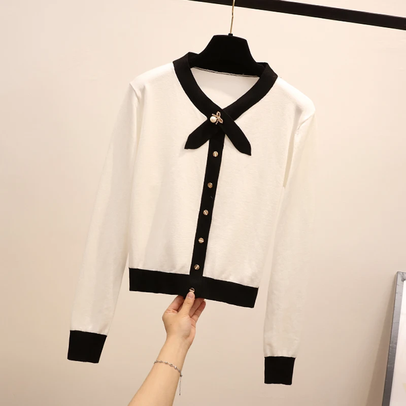 2021 Весенние новые женские свитера белые и черные вязаные тонкие кардиганы с