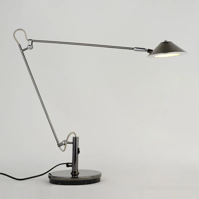 Светодиодная настольная лампа Регулируемый складной прикроватный светильник с
