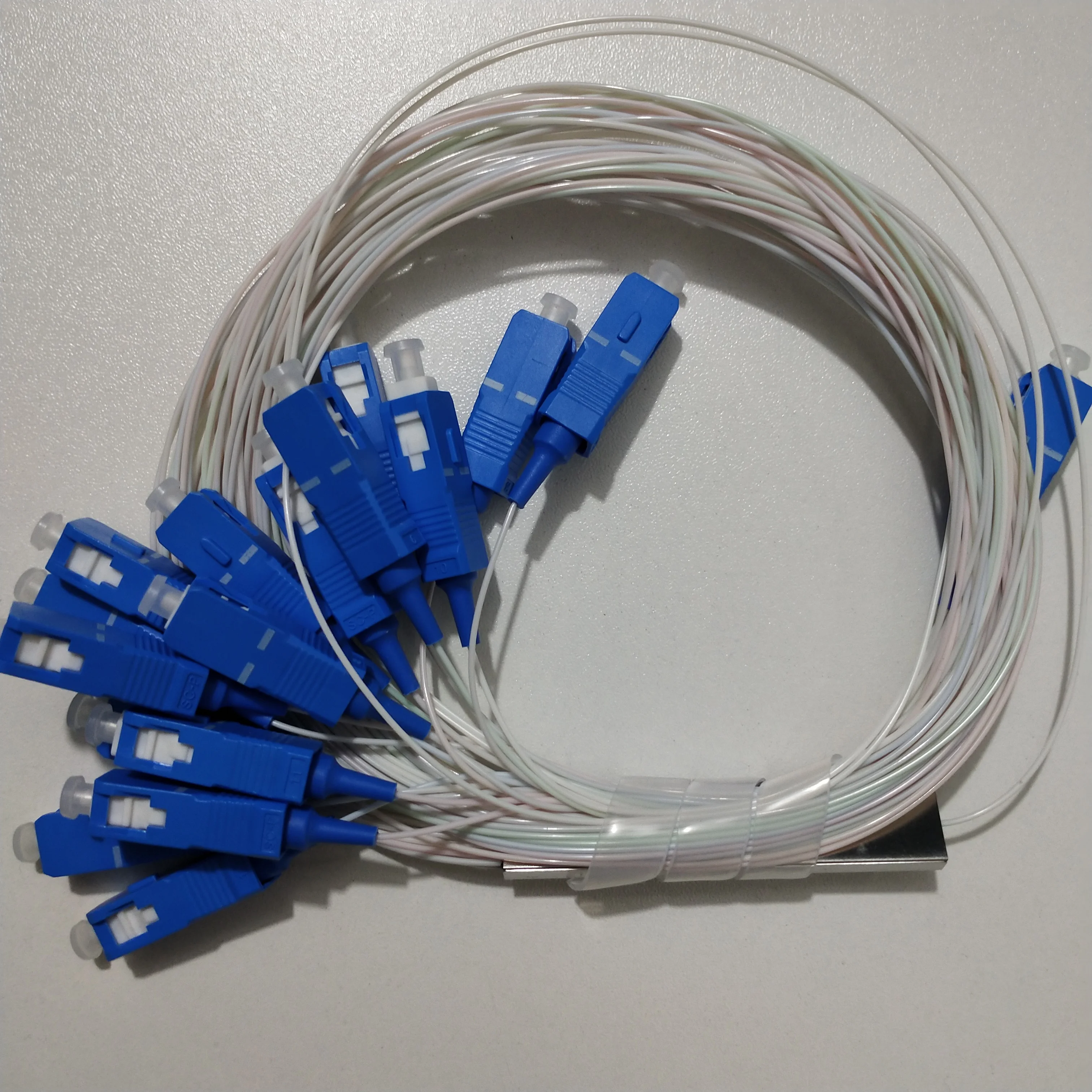 Бесплатная доставка 10 шт./лот мини-сплиттер 1x16 1x8 PLC сплиттер SM SC APC UPC