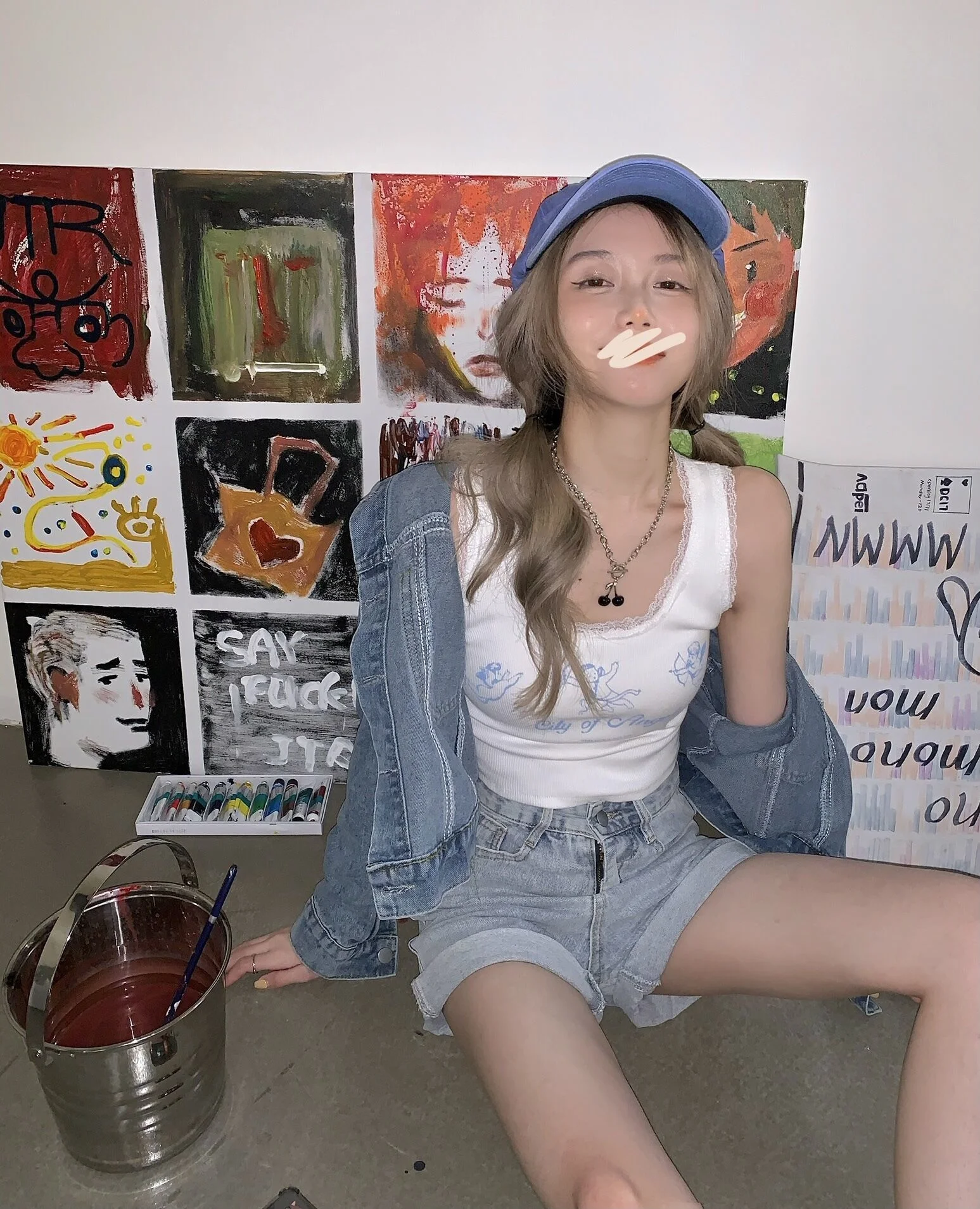 С машинкой идет осторожно в Корейском стиле иностранном изящный кружевной