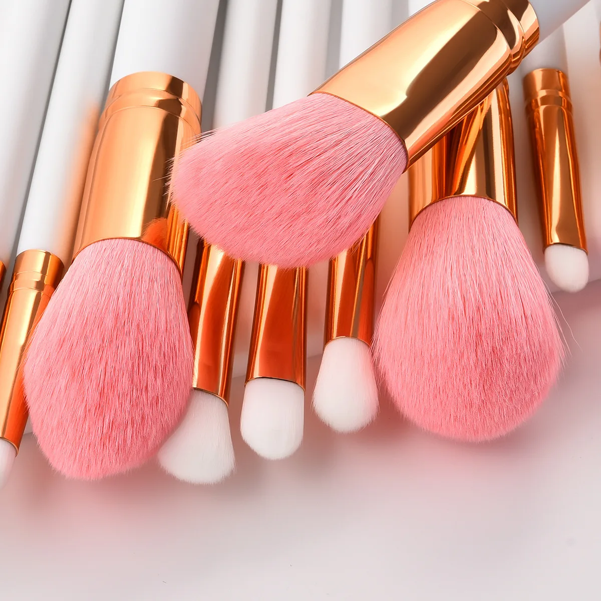 

New Makeup Brushes Set Eye Shadow Foundation Powder Eyeliner Eyelash Lip Make Up Brush Cosmetic Beauty Makeup brush Tool Kit Hot