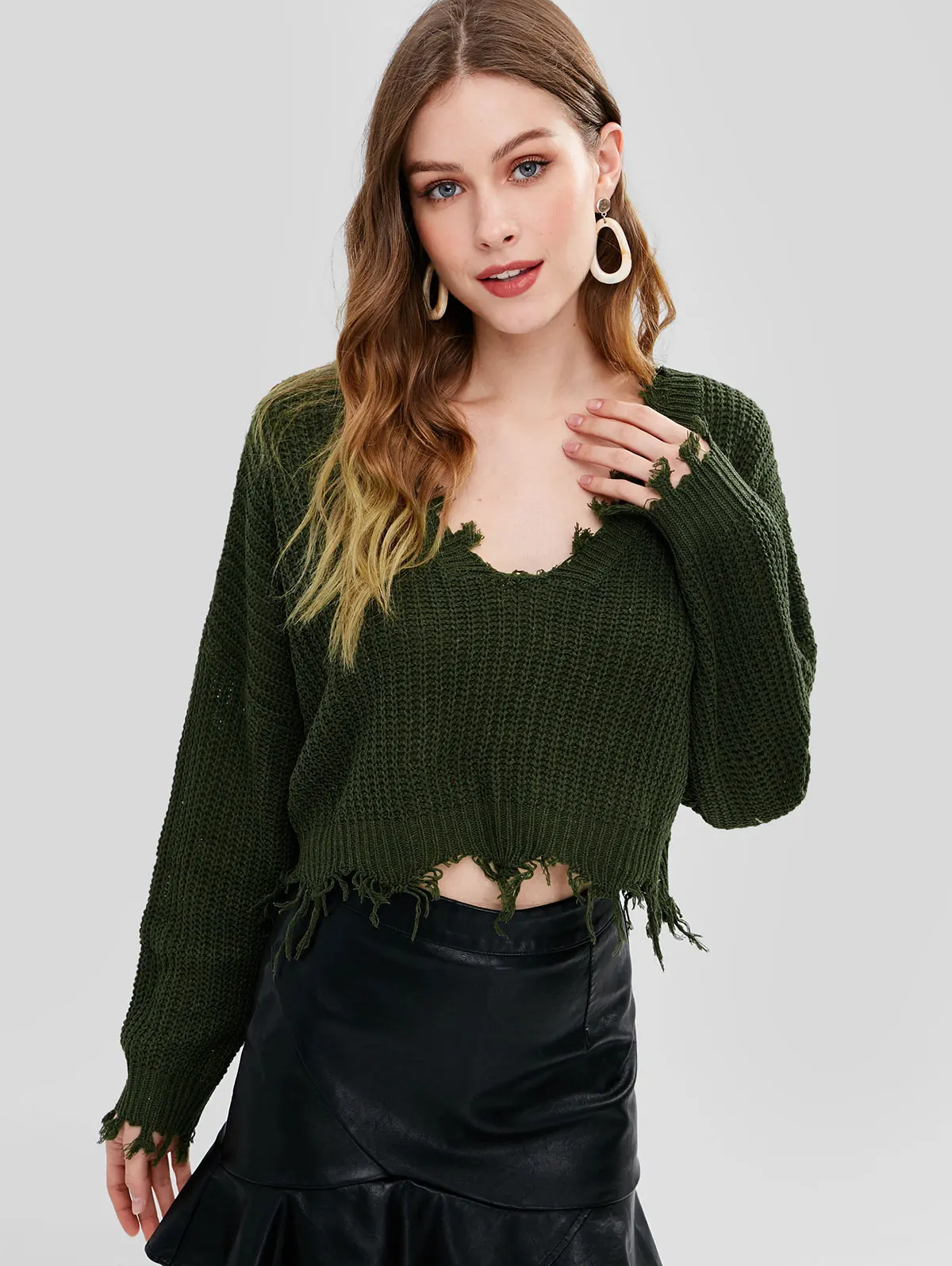 ZAFUL вязаный пуловер с глубоким v-образным вырезом и кисточками женский