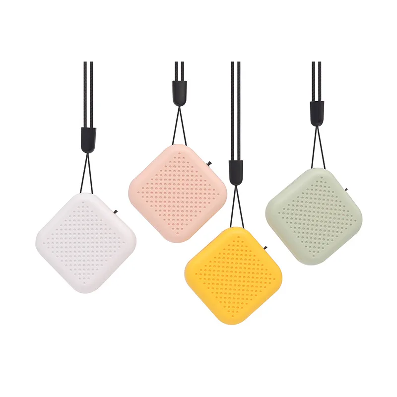 

1Pcs Air Purifier Necklace, Wearable Travel Mini Negative Ion Generator, Rechargeable Ionizer for Kids/ Adults Random