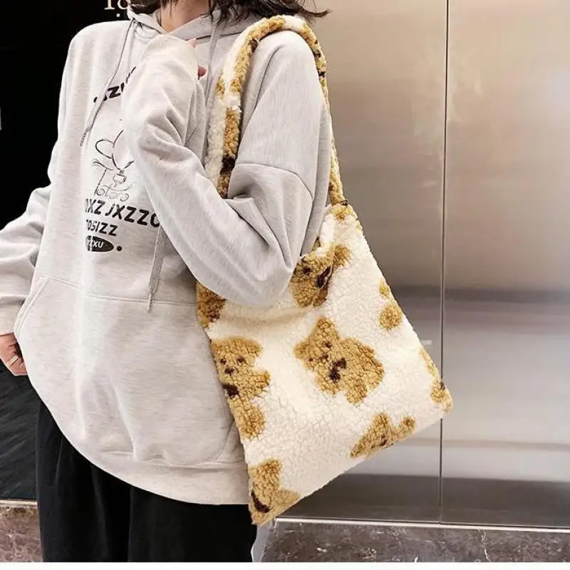 Сумка тоут на плечо Женская мягкая вместительная Милая школьная сумка из ткани