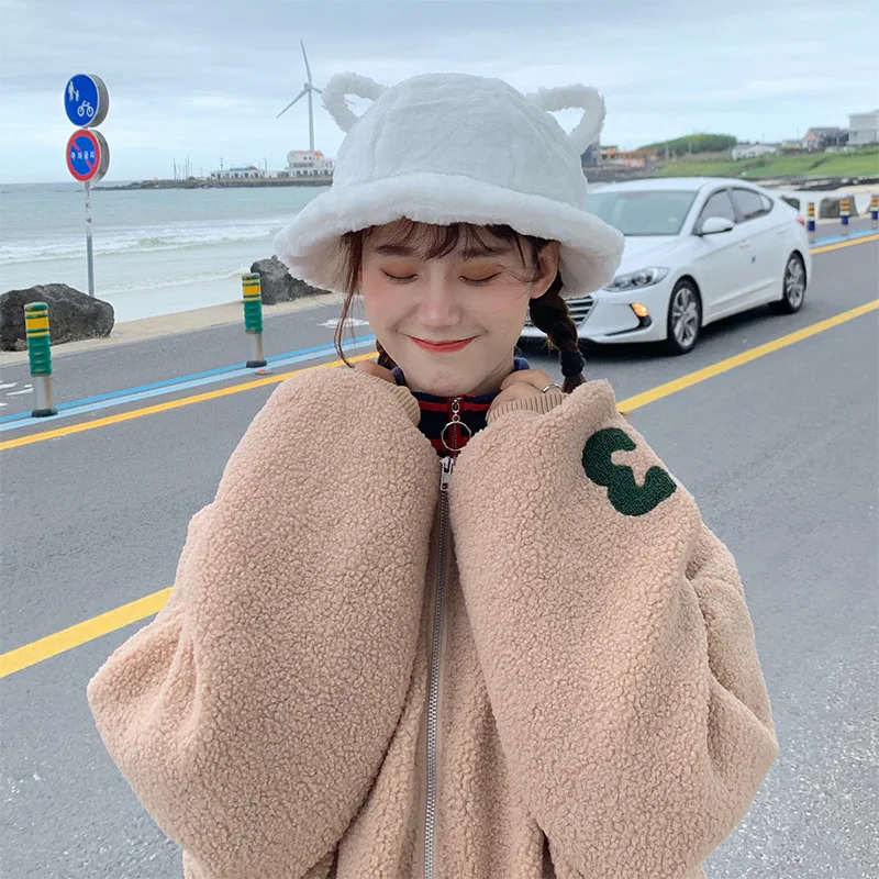 

Japanese cute furry little tail ear fisherman hat young woman student qiu dong thickening basin of warm hat